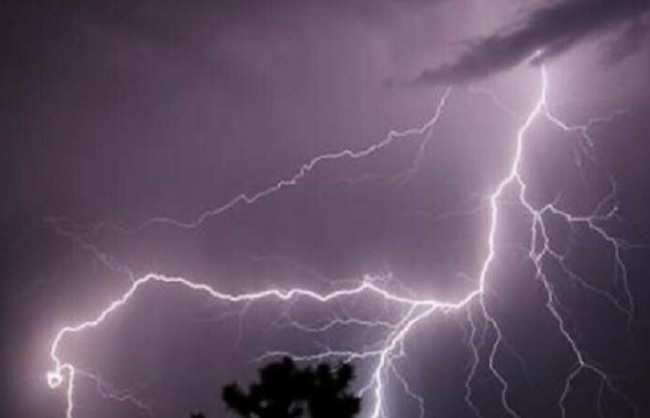 Storm and rain wreak havoc in Pakistan's Punjab province, six killed due to lightning