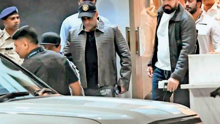 Salman returned from London at midnight under security