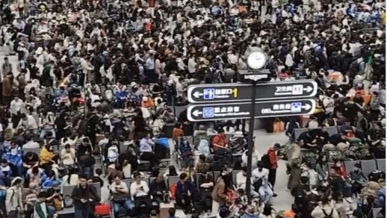 Crowd like Kumbh Mela at China's railway station, picture goes viral, India gets advice- when will you learn? – China