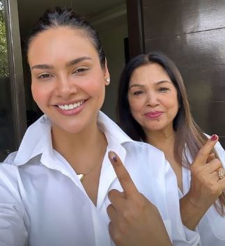 Esha Gupta casts vote, urges the rest of Delhi to ‘come on’