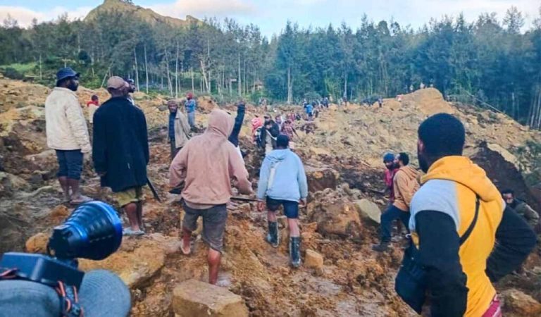 Huge landslide in Papua New Guinea buries over 300 people-Read