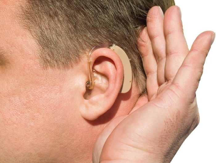 If you are facing difficulty in hearing and ear pain then try these remedies