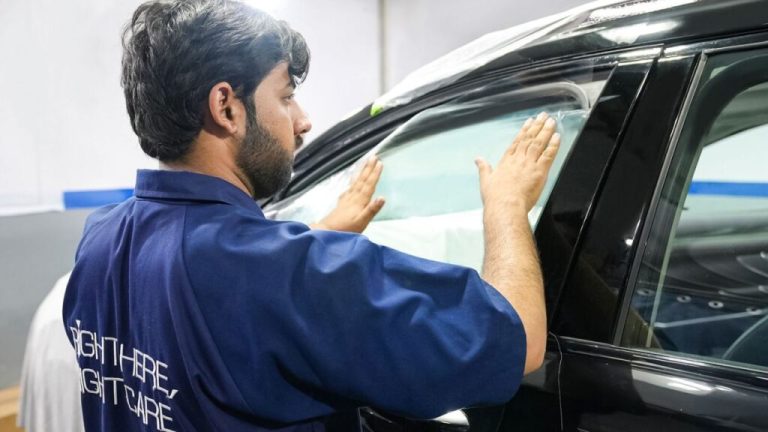 Install nano cooling film in the car to avoid heat, traffic police will not issue challan. Install nano cooling film in car to