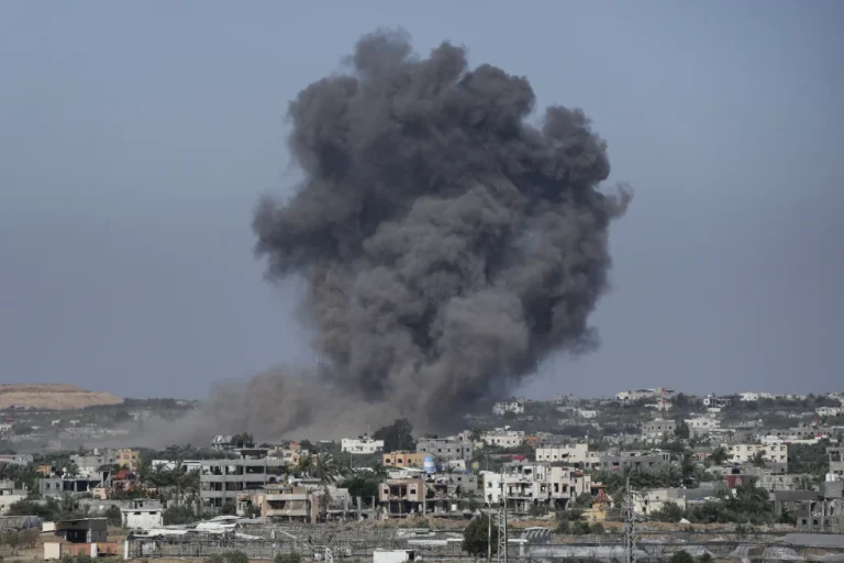 Israel pushes into central Rafah