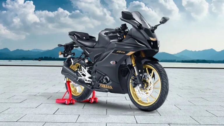 Yamaha R15 V4 launched to quench the desires of Bajaj, amazing features with amazing mileage and price so much