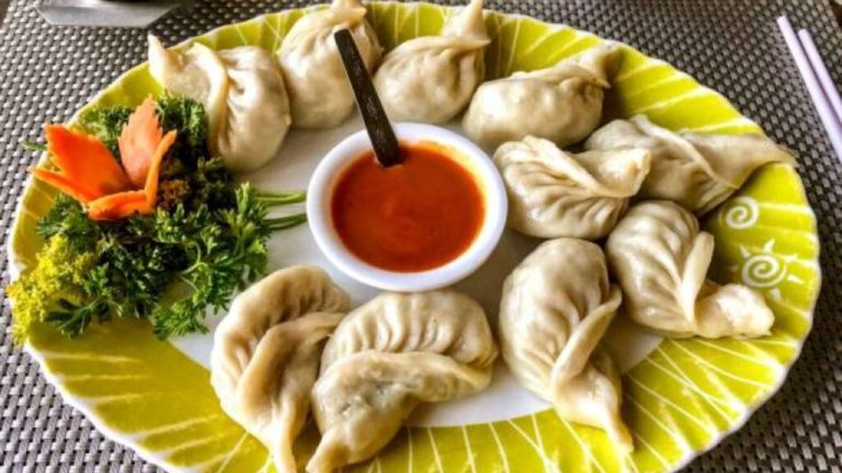 Momo Side Effects: Love to eat Momo? Be careful, eating this street food in summer can cause upset stomach