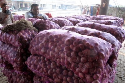 Election Commission nod taken before lifting ban on onion exports: Govt sources