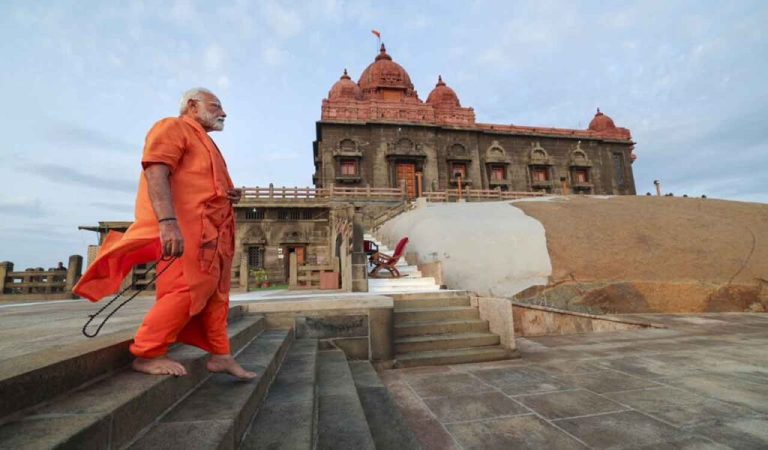 PM Modi performs 'Surya Arghya' at Vivekananda Rock Memorial-Read