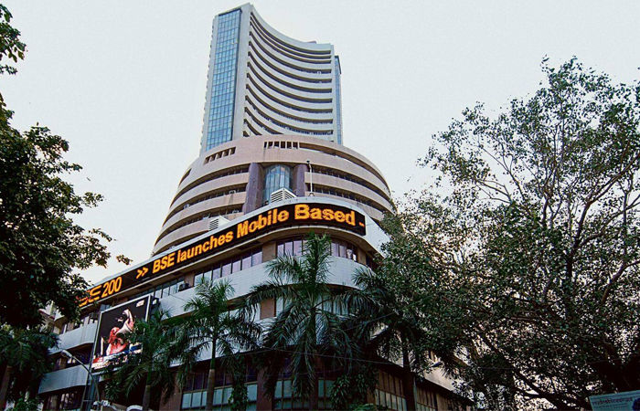 Sensex 2600 and Nifty up 800 points, turmoil, investors’ wealth declined by Rs 3 lakh crore – ..