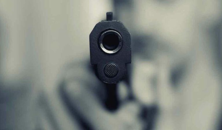 Woman doctor accidentally fires gun on her patient in Pakistan-Read