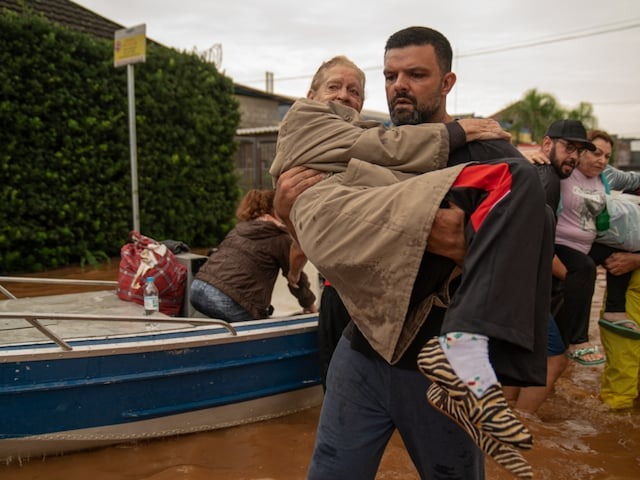 Flood devastates Brazil: 58 dead, 74 injured, 67 missing, more than 70,000 missing