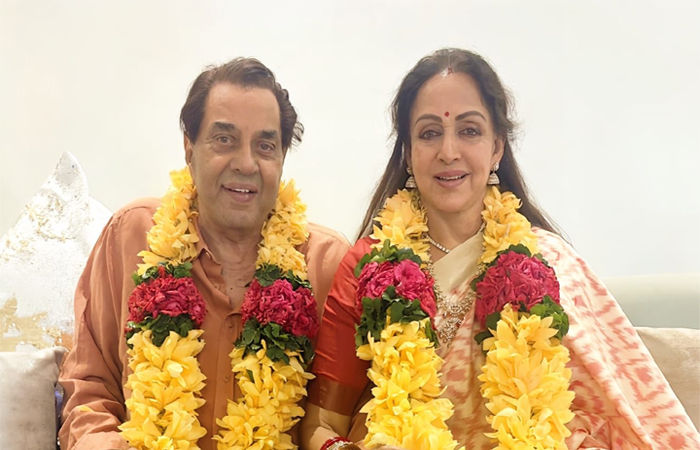 Dharmendra-Hema Malini celebrated 44th wedding anniversary, dream girl shared photo