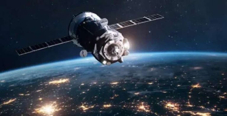 Pakistan ready to launch multi-mission communication satellite