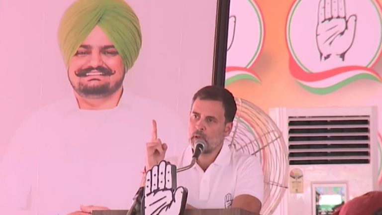 Sidhu's poster, Congress plan for farmers…Rahul Gandhi shows his attitude at Ludhiana rally