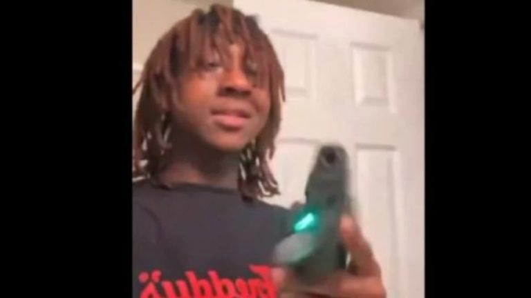 Viral News : 17-year-old rapper who was making a video with a pistol, died suddenly after being shot