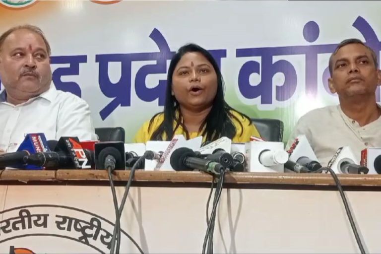 Congress spokesperson Sadhana Bharti hits out at BJP saying Modi is decorating his shop in the name of Ram.