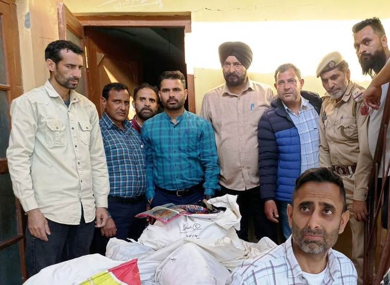 Officials seize 3.63 quintals of banned polythene in Doda