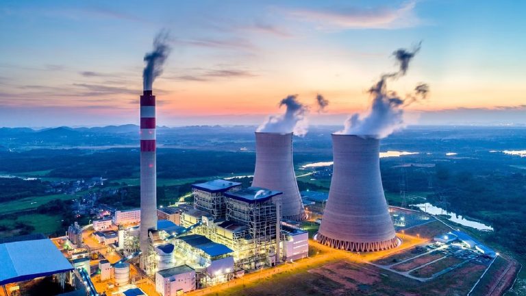 The power generation of the thermal power station does not decrease during the rainy season and the government is busy arranging coal.