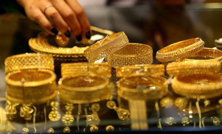 Gold became cheaper before the election results, silver also lost its shine