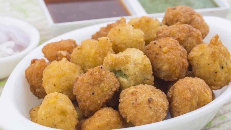 Make these Bhajiyas on Sundays and in rainy season, you will never forget the taste