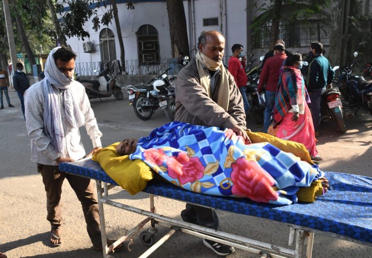 BIHAR: Doctors at Bhavapuri Medical College have gone on strike for the second day as work has been suspended for the second day as the doctors resorted to caning.