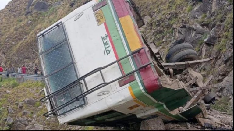 Four people died and three were injured as a bus overturned in Himachal's Shimla