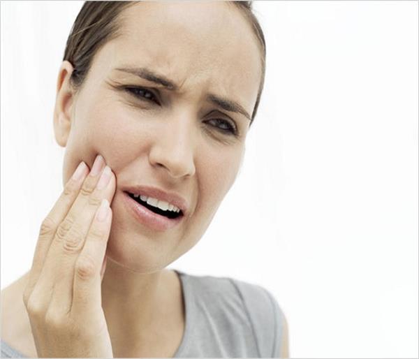 If you want to get rid of toothache forever, then adopt this amazing remedy