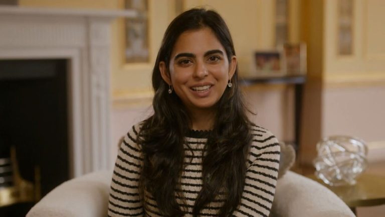 IVF: Isha Ambani says that like her mother, she gave birth to children through IVF.