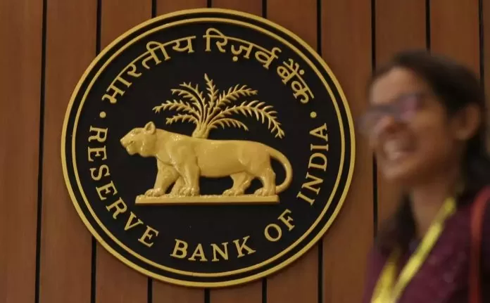 RBI imposed a heavy fine on this bank, the conditions related to the license were not being followed – ..