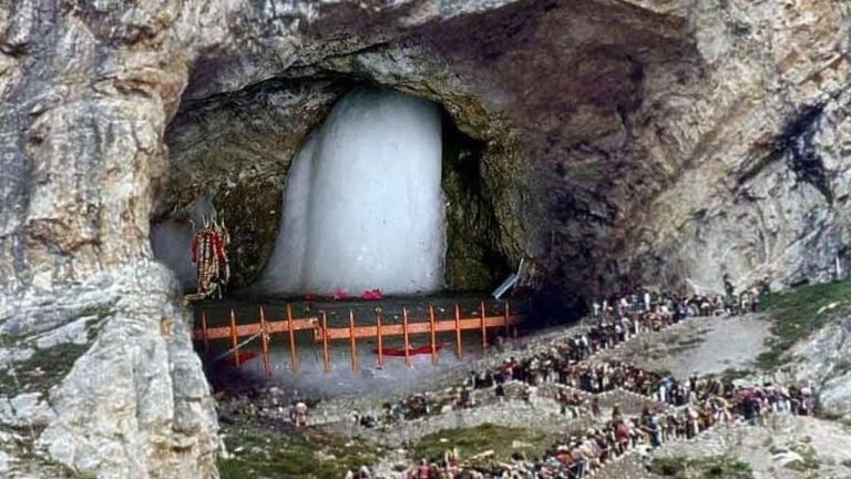 This time pilgrims will get these new facilities during Amarnath Yatra and 20 thousand soldiers will be deployed for security.