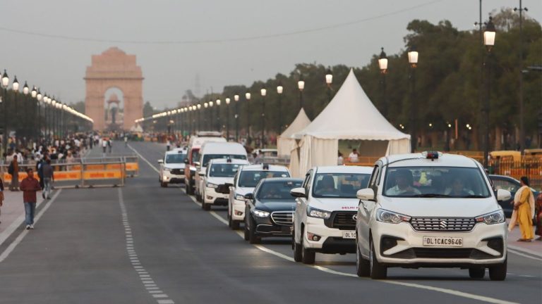 Before Modi's inauguration, the traffic police had advised people coming to Delhi to avoid these roads today.