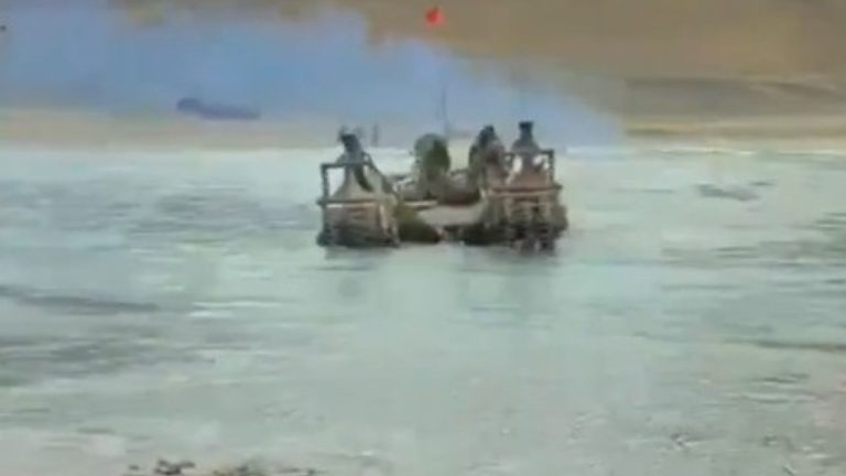 Major accident during army training in Ladakh, 5 soldiers lost their lives while crossing a river