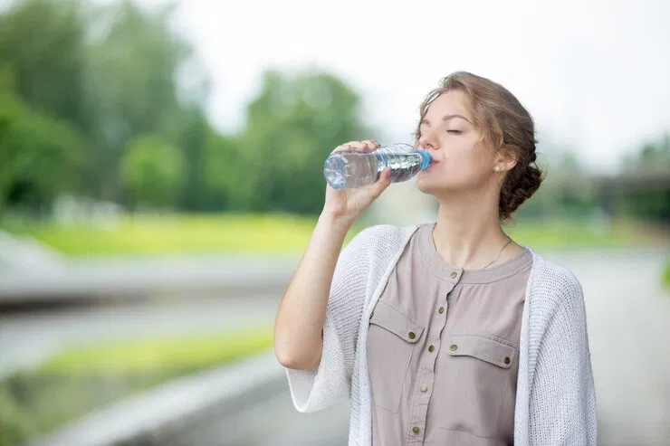 If you drink water like this, your weight will reduce rapidly..