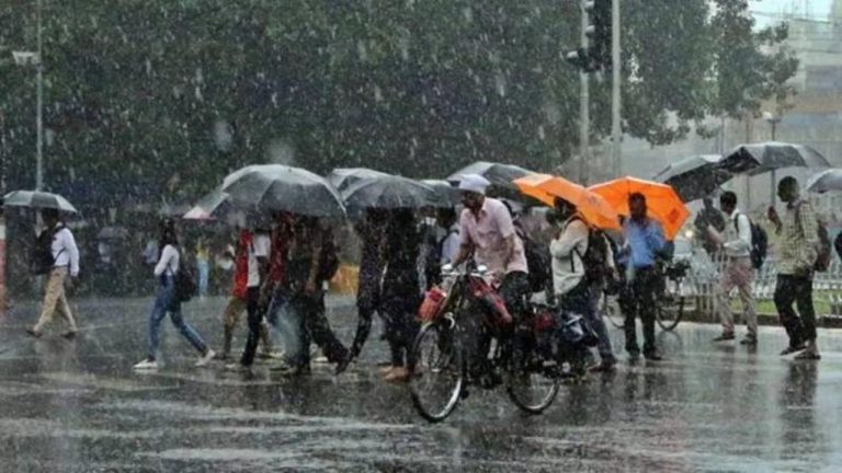 Monsoon 2024: Heavy rains cause landslides and waterlogging in Kerala, When will Patra rains in UP-Bihar and Delhi?