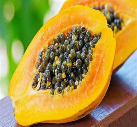 Papaya seeds are more expensive than gold, if you know this you will never throw them away again