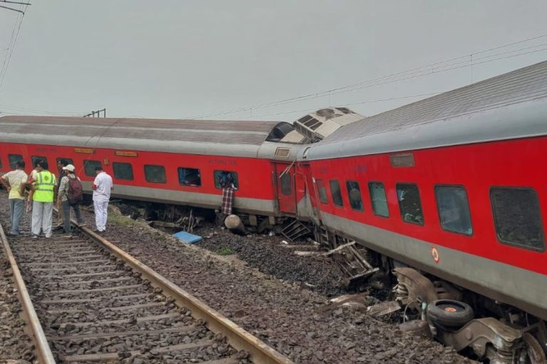 Jharkhand train accident live: 15 people are undergoing treatment at Chakradharpur railway hospital.