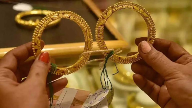 Gold price increased by Rs. 700. Crossed the mark of 76,000 – ..