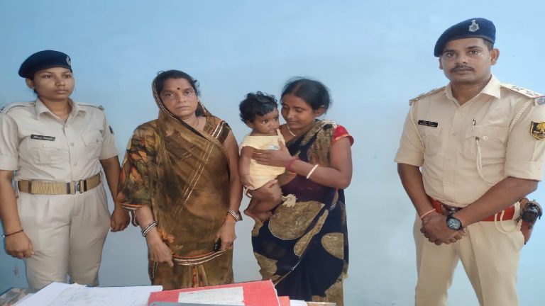 Muzaffarpur News: Missing six-month-old girl from SKMCH rescued from Bikanpur