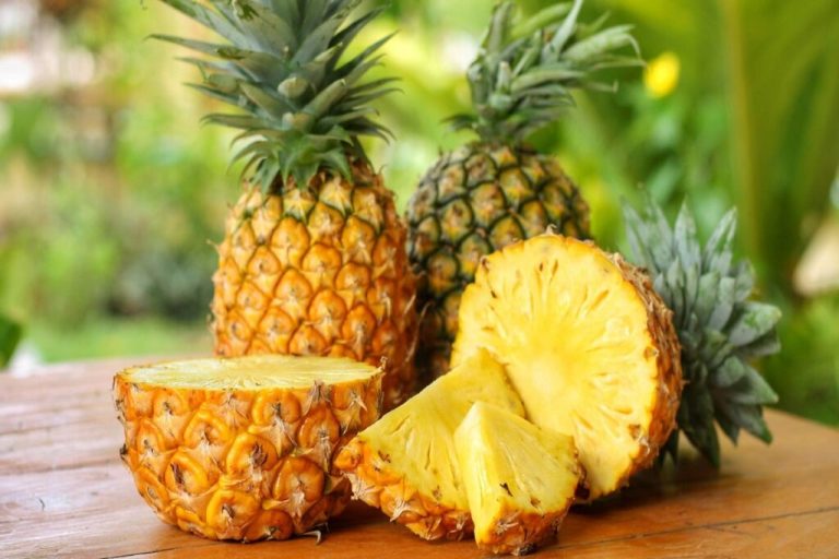 Pineapple peels are beneficial in keeping infections away, consume them like this