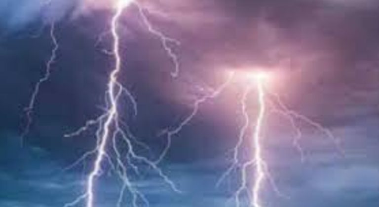 Two women killed, one injured in Aurangabad lightning strike