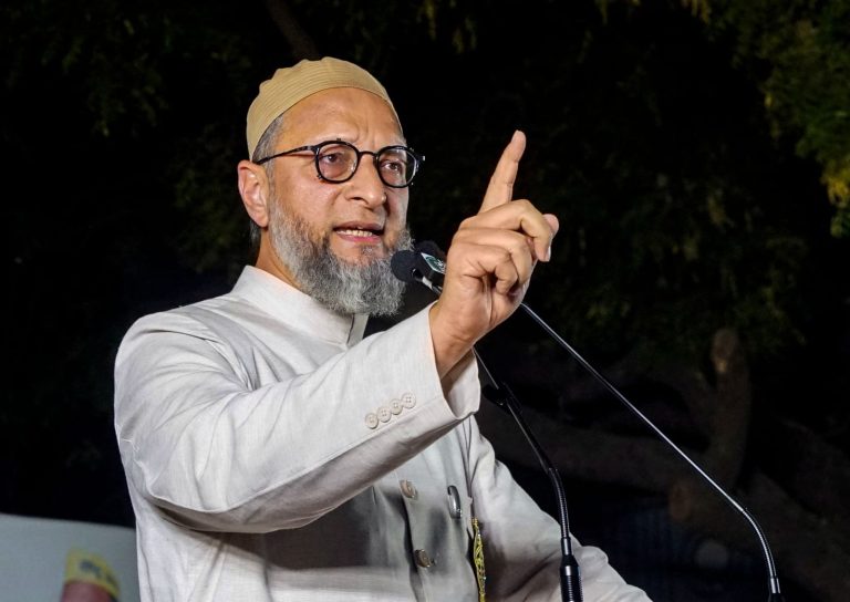 … Then a civil servant cannot be a patriot, Owaisi's big attack on RSS