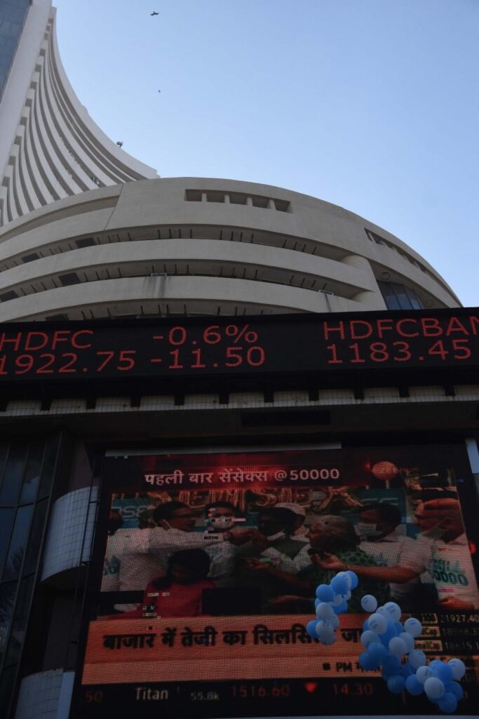 Stock markets open on positive note, Sensex up 160 points, Nifty 40 points