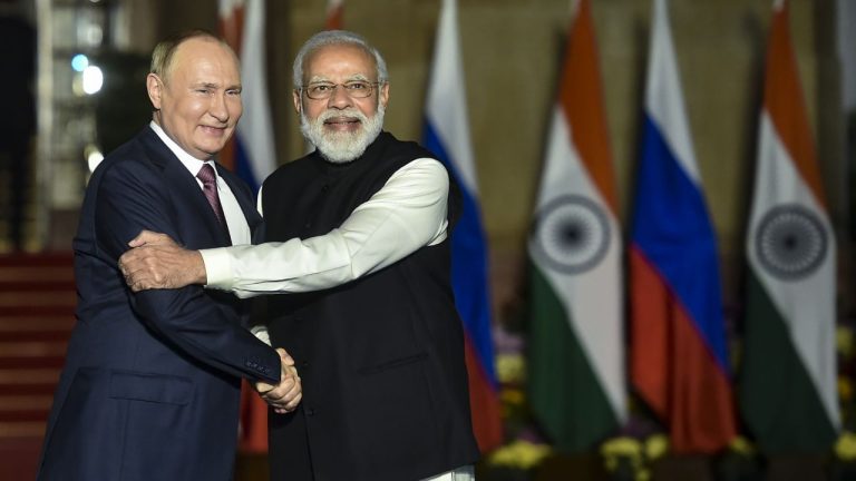 PM Modi's visit to Russia… News for China-US, this is what it means for India