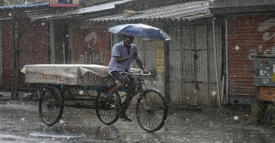 There will be torrential rain in these 11 states including UP! Click to know the weather condition