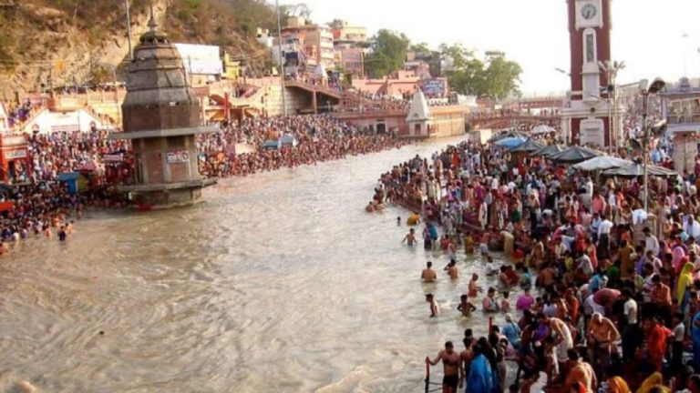 Observing Vat Savitri fast at Har ki Pauri ensures longevity of husband and gives happiness of children