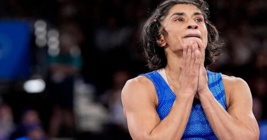 Wrestler Vinesh Phogat announced her retirement, remembered her mother and apologized to her and wrote, Mother won the wrestling match against me…