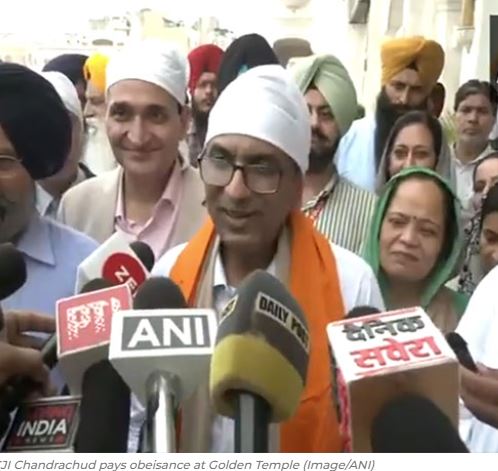 CJI Chandrachud pays obeisance at Golden Temple