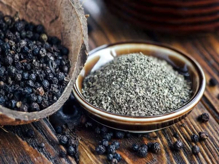 Black pepper is full of Ayurvedic properties, but you will start eating too much of it… – ..