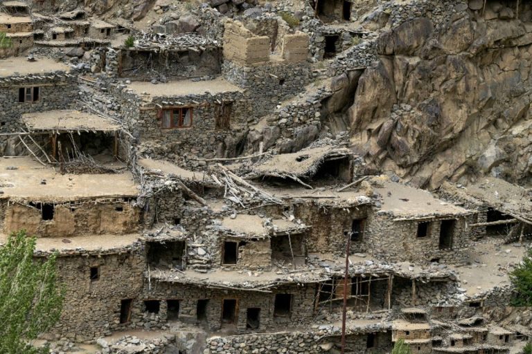 Once an ancient trade route, this Himalayan pass has today become the center of the citadel between India and Pakistan.