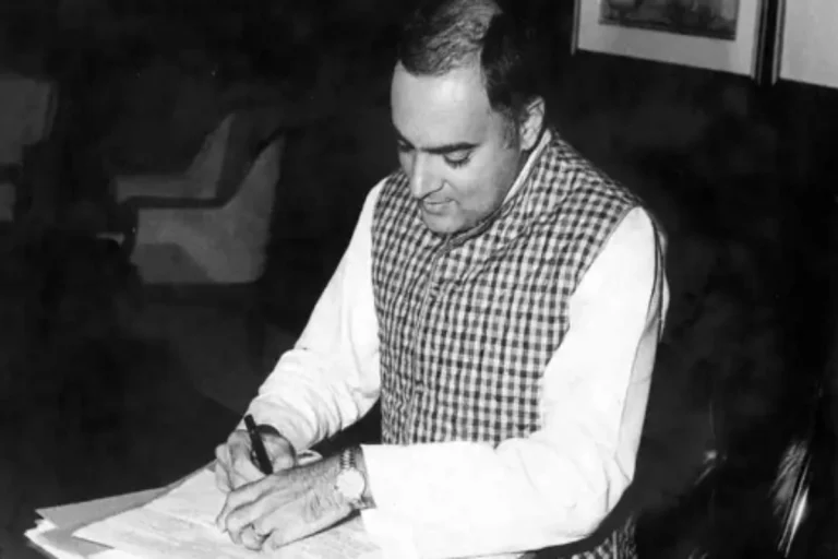 PM Modi, Rahul Gandhi, and Others Pay Tribute to Rajiv Gandhi on His 80th Birth Anniversary